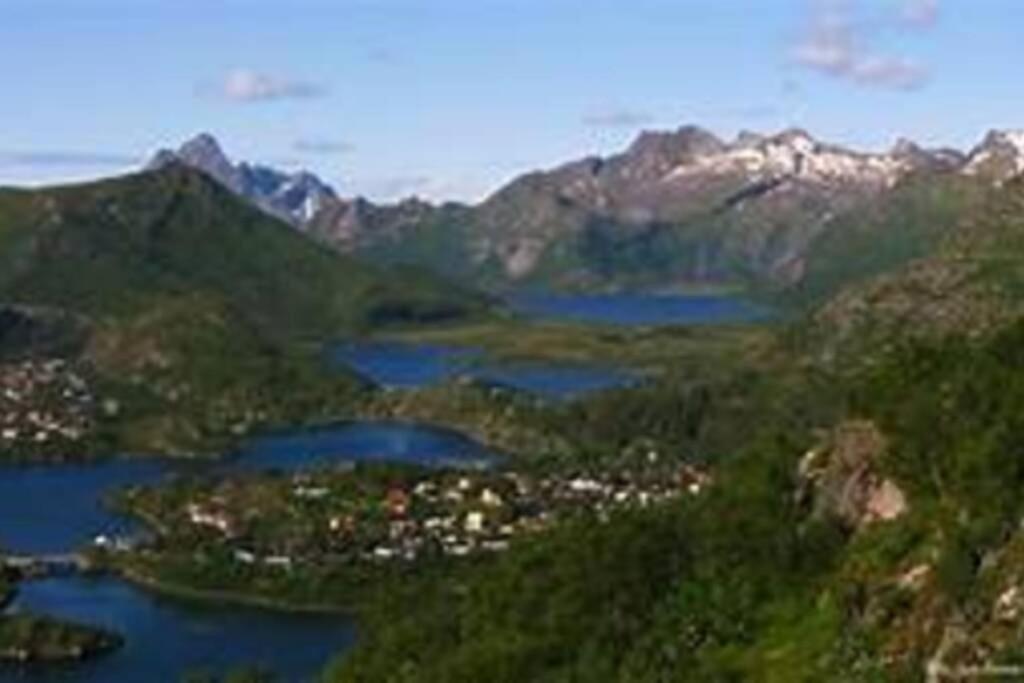 Koselig Hus I Havna Apartment Svolvaer Bagian luar foto