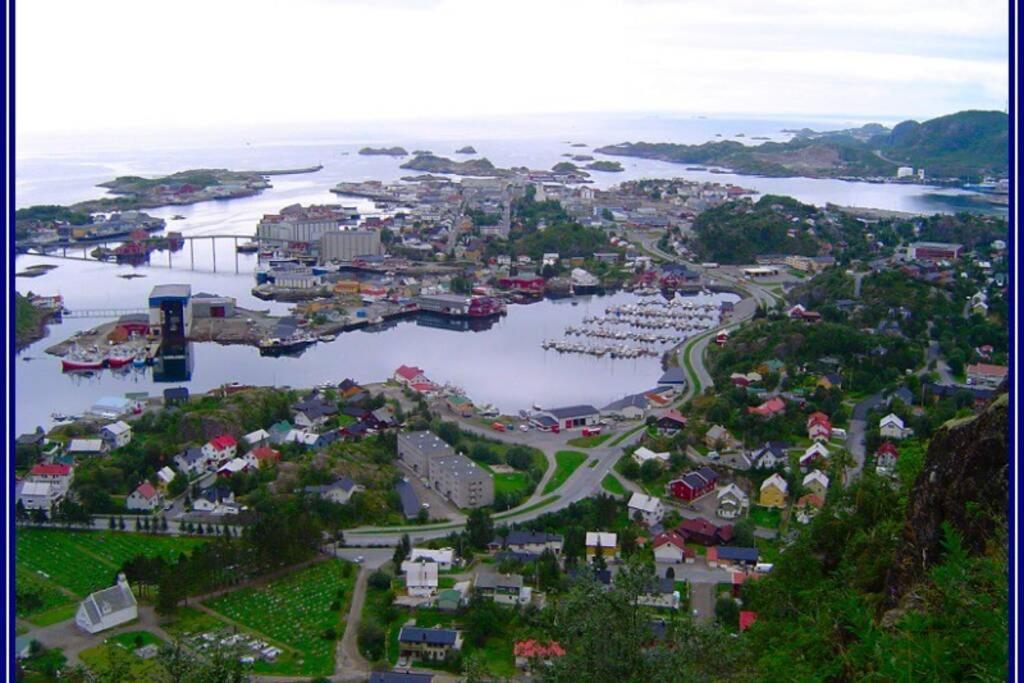 Koselig Hus I Havna Apartment Svolvaer Bagian luar foto