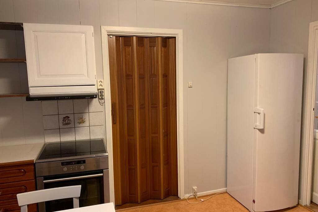 Koselig Hus I Havna Apartment Svolvaer Bagian luar foto